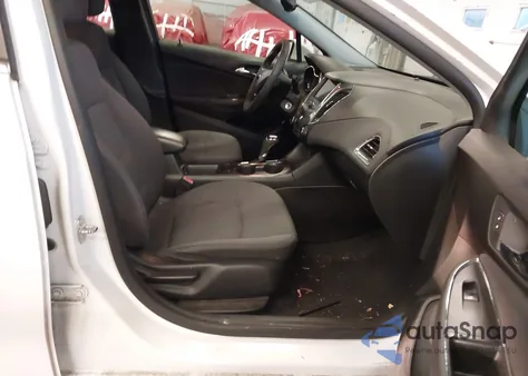 2019 Chevrolet Cruze Lt z USA, uszkodzony, nr VIN 1G1BE5SM3K7122491